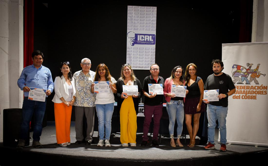 Grupo de participantes certificados