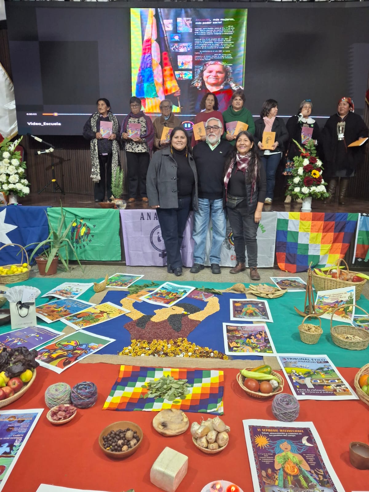 Ceremonia de certificación con organizaciones campesinas e indígenas